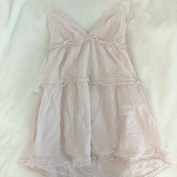 Aritzia Angela Dress in Mochi Pink - Picture 2 of 3